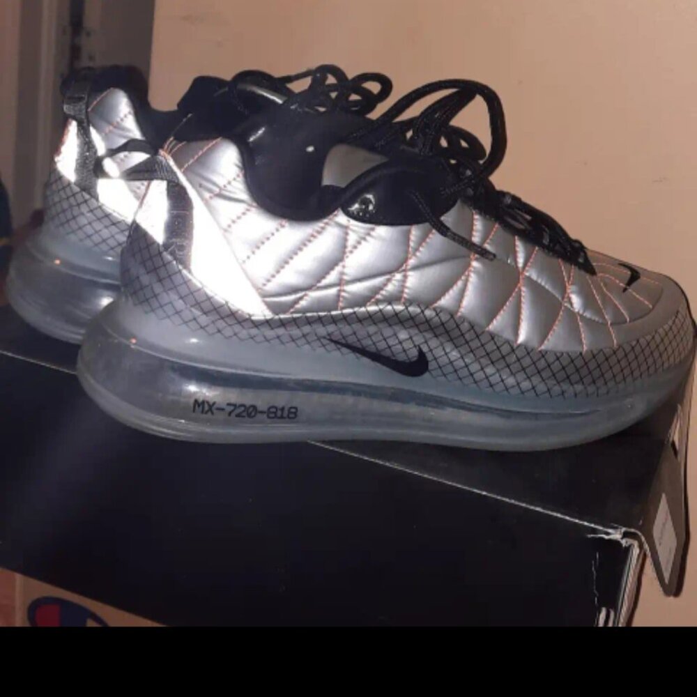 Nike Airmax MX-720-818